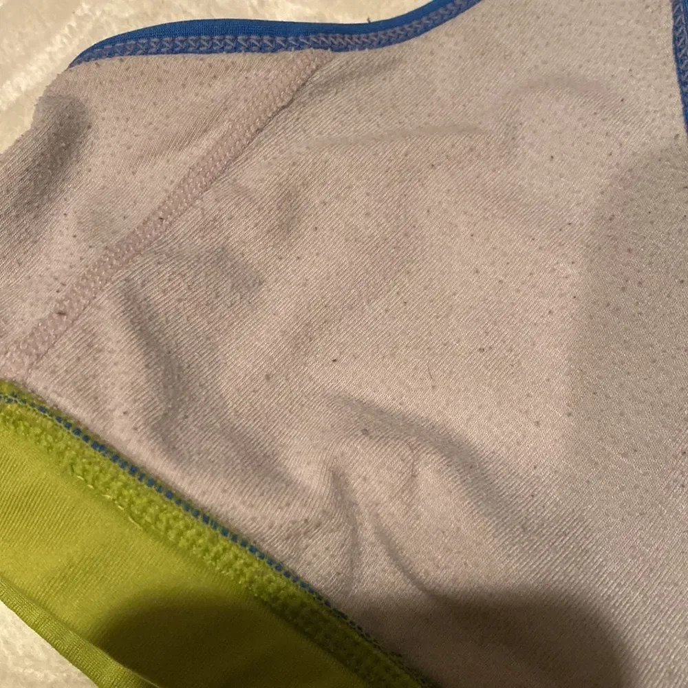 sports bra - Picture 5 of 6